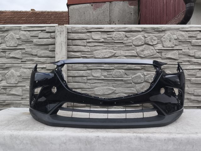 bontott MAZDA CX-3 Első Lökhárító (Részeivel)