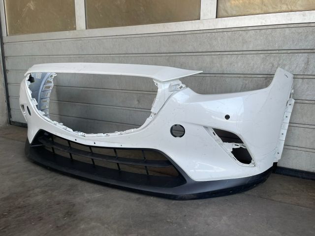 bontott MAZDA CX-3 Első Lökhárító (Üresen)