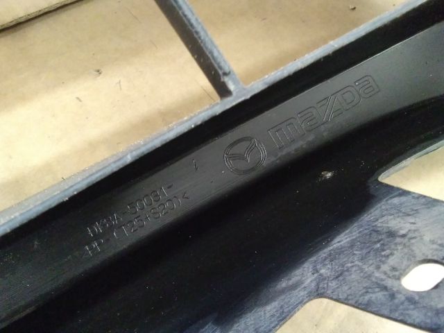 bontott MAZDA CX-3 Első Lökhárító (Üresen)