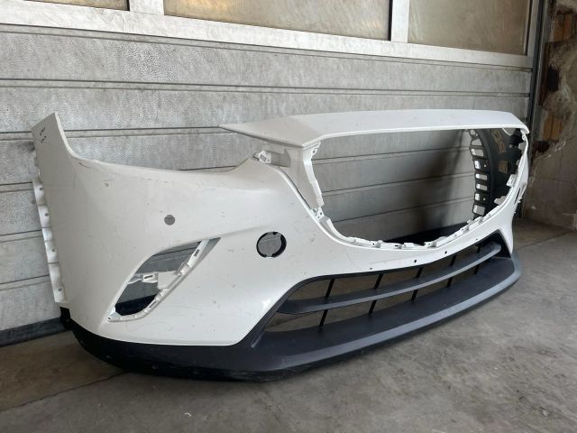 bontott MAZDA CX-3 Első Lökhárító (Üresen)