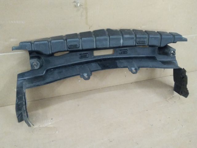 bontott MAZDA CX-3 Hűtő Légterelő