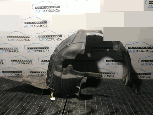 bontott MAZDA CX-3 Jobb első Dobbetét (Kerékjárati, Műanyag)