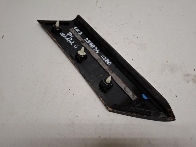 bontott MAZDA CX-3 Jobb hátsó Ablak Díszléc