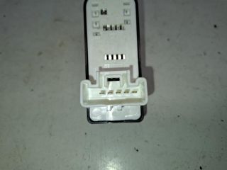 bontott MAZDA CX-3 Jobb hátsó Ablakemelő Kapcsoló