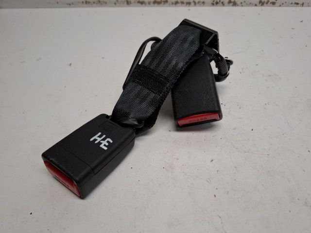 bontott MAZDA CX-3 Jobb hátsó Biztonsági Öv Csat