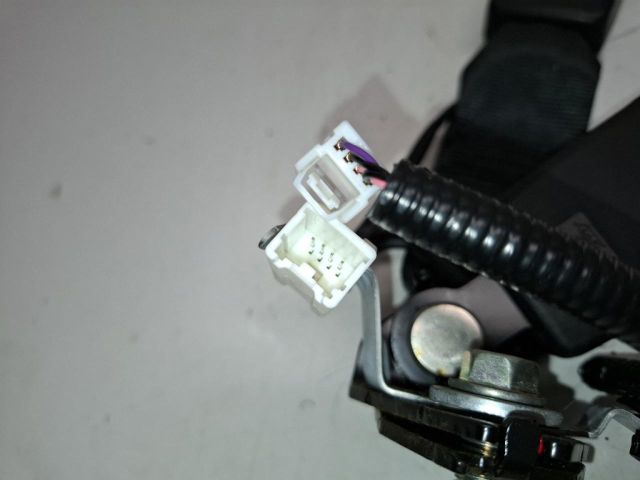 bontott MAZDA CX-3 Jobb hátsó Biztonsági Öv Csat