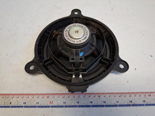 bontott MAZDA CX-3 Jobb hátsó Hangszóró