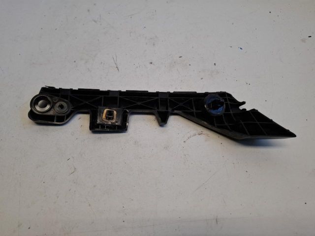 bontott MAZDA CX-3 Jobb hátsó Oldal Lökhárító Tartó (Műanyag)