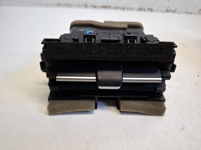 bontott MAZDA CX-3 Középső Szellőző