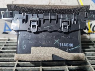 bontott MAZDA CX-3 Középső Szellőző