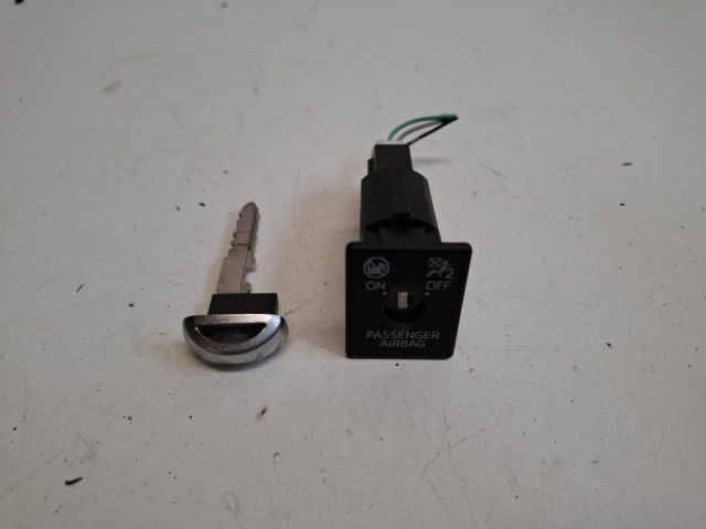 bontott MAZDA CX-3 Légzsák Kapcsoló