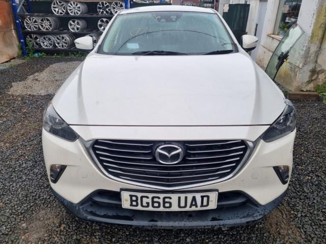 bontott MAZDA CX-3 Tankajtó