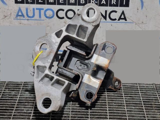 bontott MAZDA CX-3 Tartó Bak