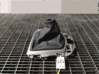 bontott MAZDA CX-3 Váltószoknya