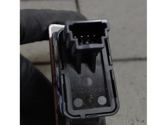 bontott MAZDA CX-3 Vészvillogó Kapcsoló