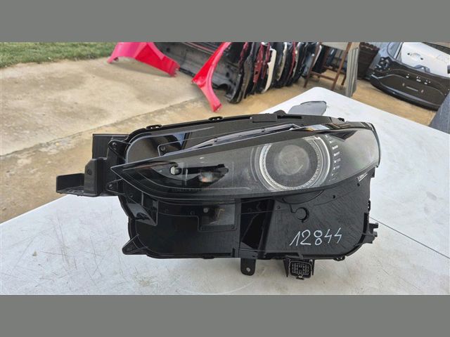 bontott MAZDA CX-30 Bal Fényszóró