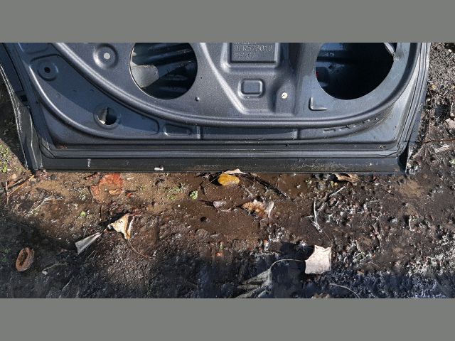 bontott MAZDA CX-30 Bal hátsó Ajtó (Üres lemez)