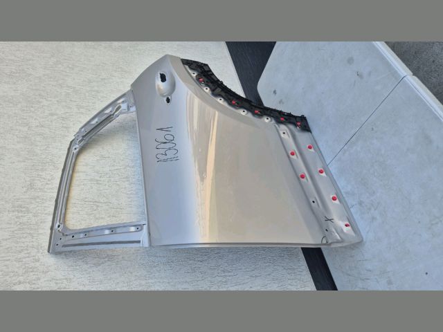 bontott MAZDA CX-30 Bal hátsó Ajtó (Üres lemez)