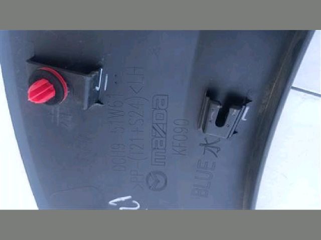 bontott MAZDA CX-30 Bal hátsó Sárvédő Díszléc