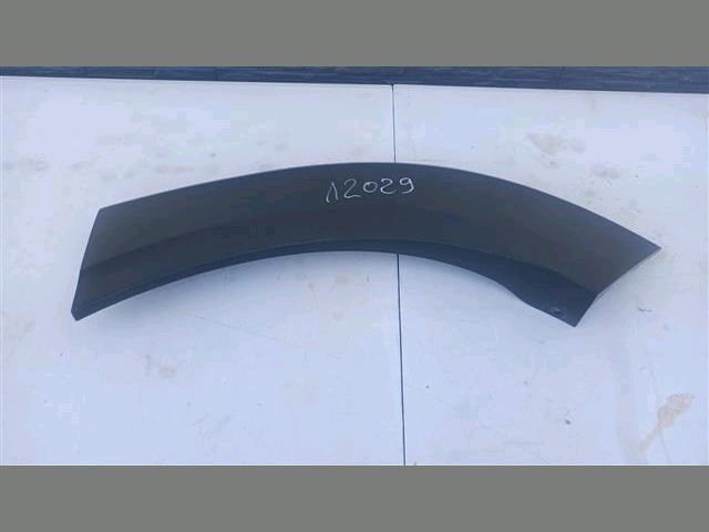 bontott MAZDA CX-30 Bal hátsó Sárvédő Díszléc