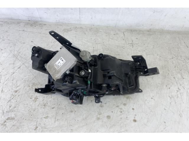 bontott MAZDA CX-30 Bal Ledes Fényszóró