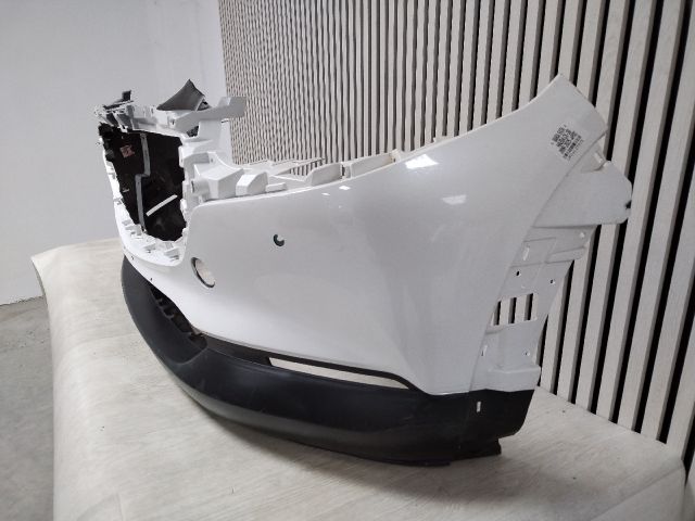 bontott MAZDA CX-30 Első Lökhárító (Üresen)