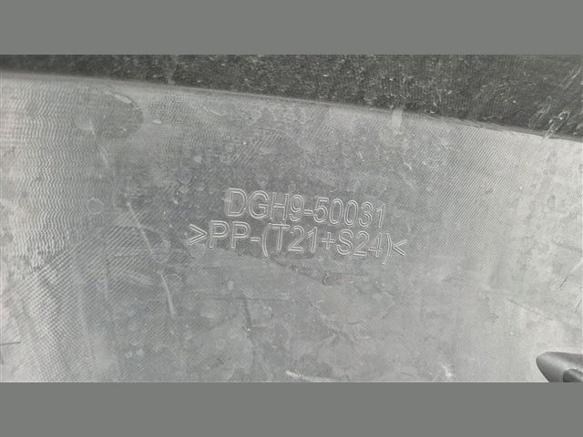 bontott MAZDA CX-30 Első Lökhárító (Üresen)