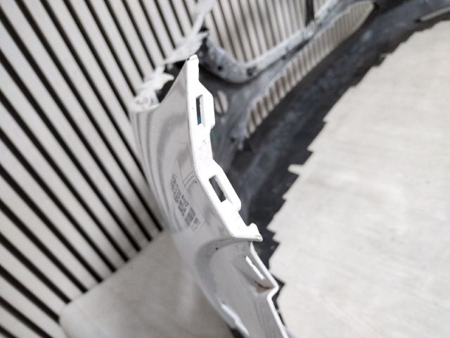 bontott MAZDA CX-30 Első Lökhárító (Üresen)