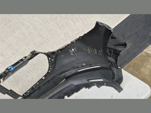 bontott MAZDA CX-30 Első Lökhárító (Üresen)