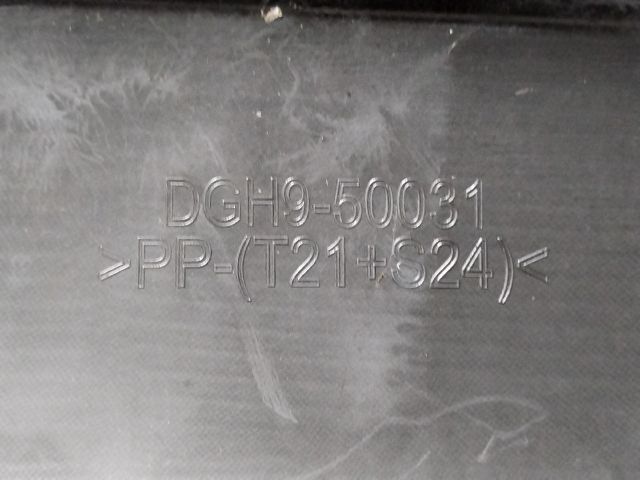 bontott MAZDA CX-30 Első Lökhárító (Üresen)