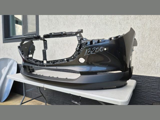 bontott MAZDA CX-30 Első Lökhárító (Üresen)