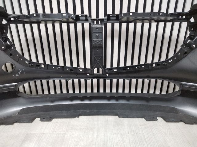 bontott MAZDA CX-30 Első Lökhárító (Üresen)