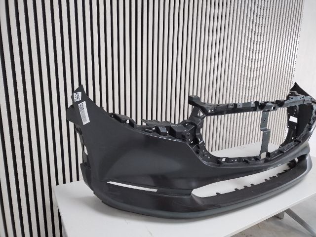 bontott MAZDA CX-30 Első Lökhárító (Üresen)