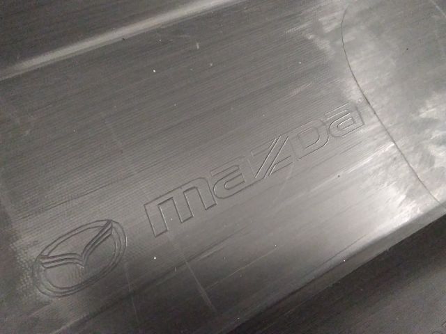 bontott MAZDA CX-30 Hátsó Lökhárító (Üresen)