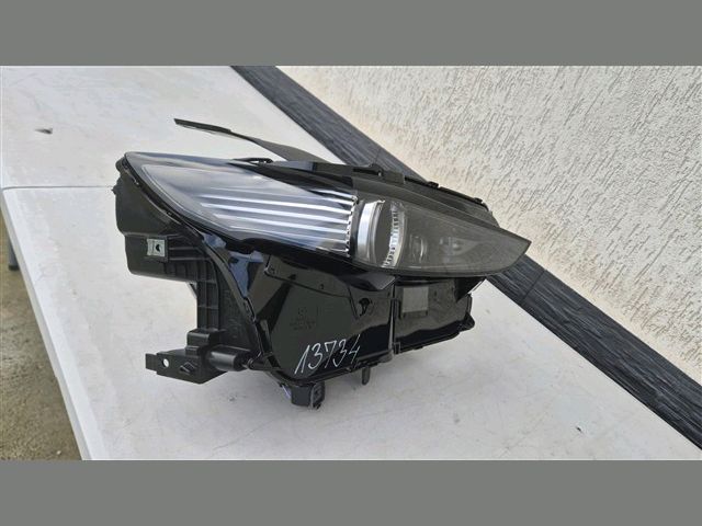 bontott MAZDA CX-30 Jobb Fényszóró