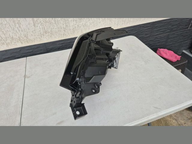 bontott MAZDA CX-30 Jobb Fényszóró