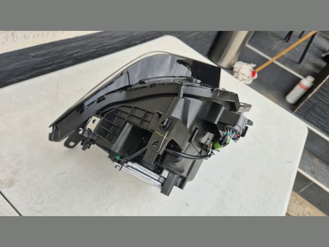 bontott MAZDA CX-30 Jobb Fényszóró