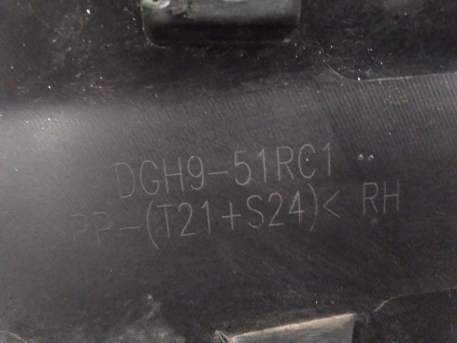 bontott MAZDA CX-30 Jobb hátsó Ajtó Díszléc