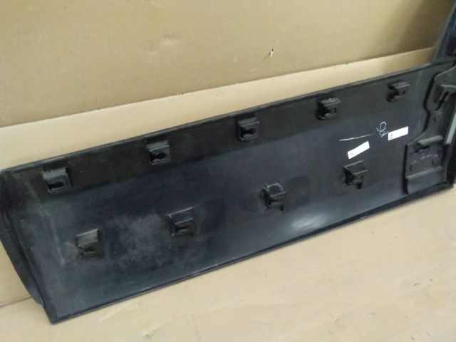 bontott MAZDA CX-30 Jobb hátsó Ajtó Díszléc