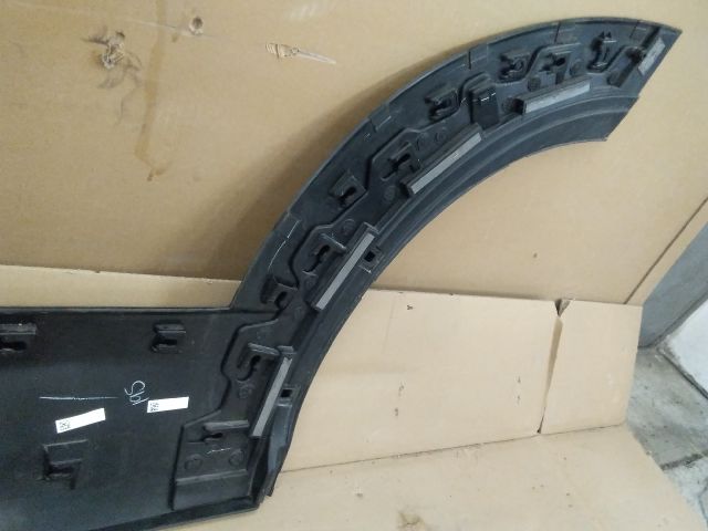 bontott MAZDA CX-30 Jobb hátsó Ajtó Díszléc