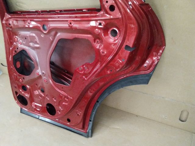 bontott MAZDA CX-30 Jobb hátsó Ajtó (Üres lemez)