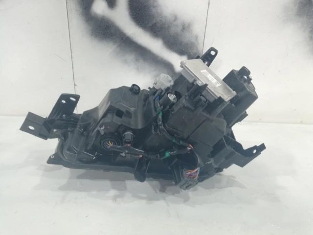 bontott MAZDA CX-30 Jobb Ledes Fényszóró