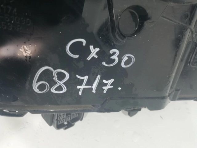 bontott MAZDA CX-30 Jobb Ledes Fényszóró