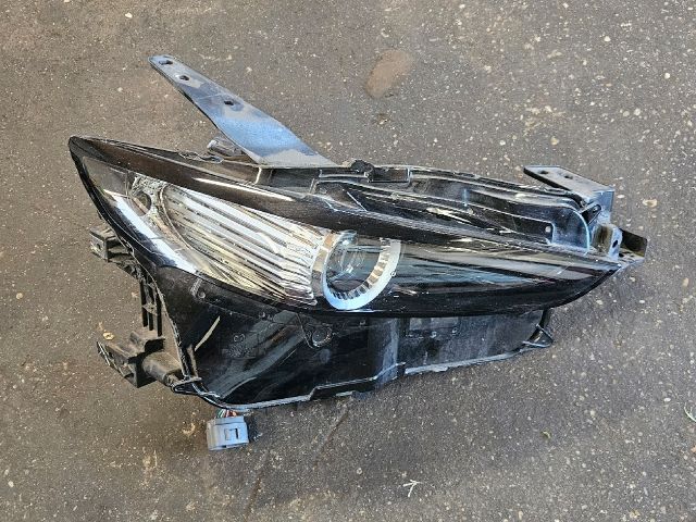 bontott MAZDA CX-30 Jobb Ledes Fényszóró