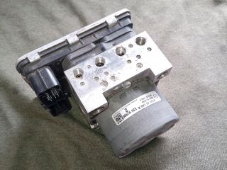 bontott MAZDA CX-5 ABS Kocka