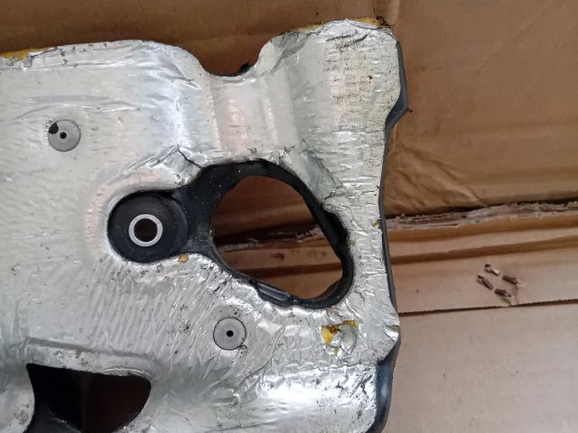 bontott MAZDA CX-5 Leömlő Hővédő Lemez