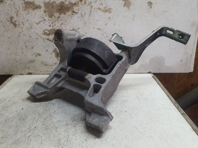 bontott MAZDA CX-5 Motor Tartó Bak (Fém)