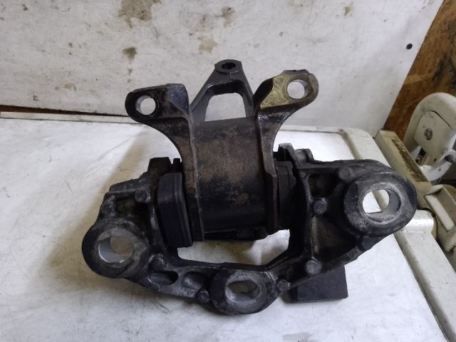 bontott MAZDA CX-5 Motor Tartó Bak (Fém)