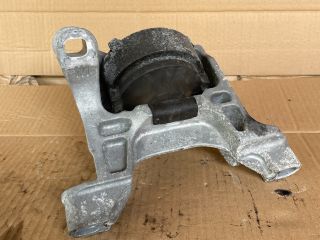 bontott MAZDA CX-5 Motor Tartó Bak Jobb