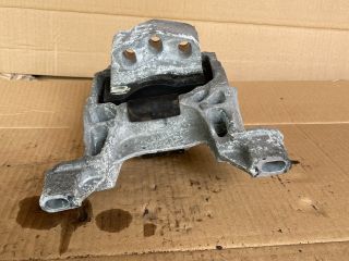 bontott MAZDA CX-5 Motor Tartó Bak Jobb